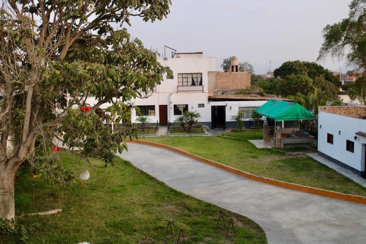 Los Naturales Huaral Buitenkant foto